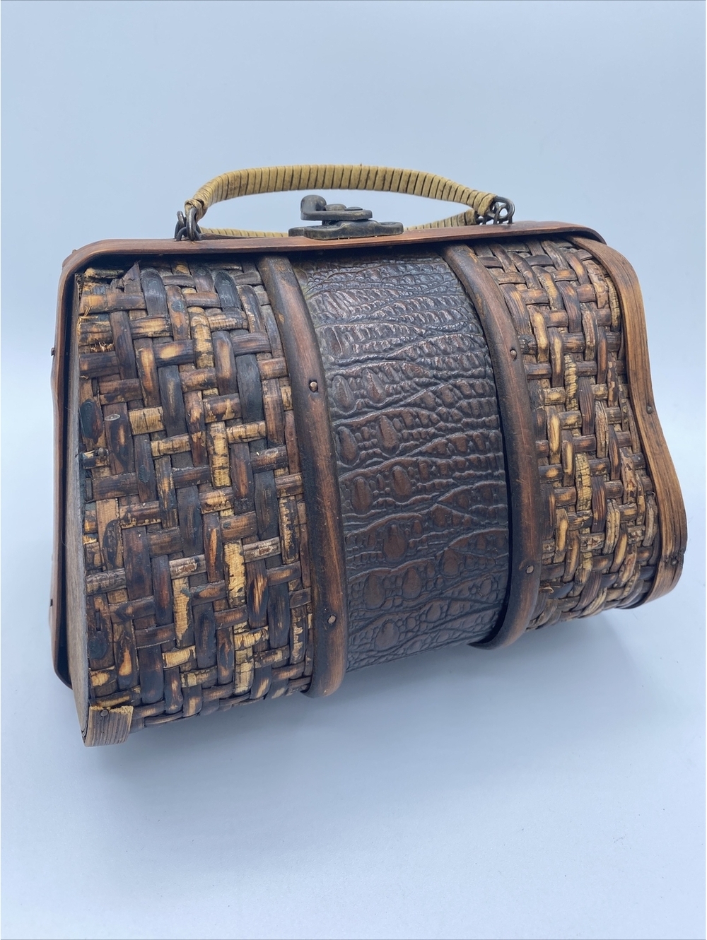 Wood and Woven Bamboo Purse with Faux Reptile Insert and and Brass Latch - Picture 4 of 13